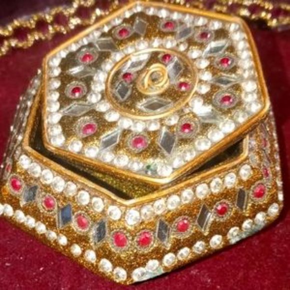 Vintage 1970s rhinestone-encrusted trinket box